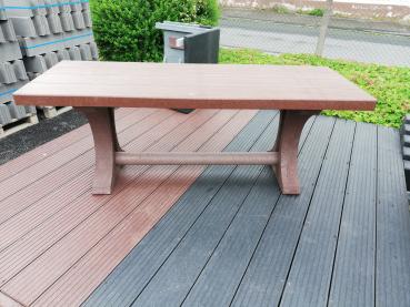 hanit Tisch Trinity wetterfest aus Recycling-Kunststoff
