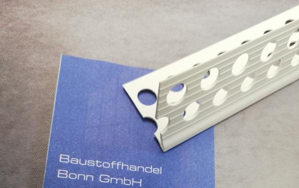 50m PVC Eckwinkel flach auf der Rolle