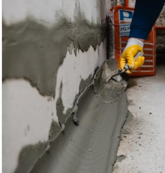 25 kg PCI Polyfix plus L Schnell-Zement-Mörtel Hohlkehlenspachtel